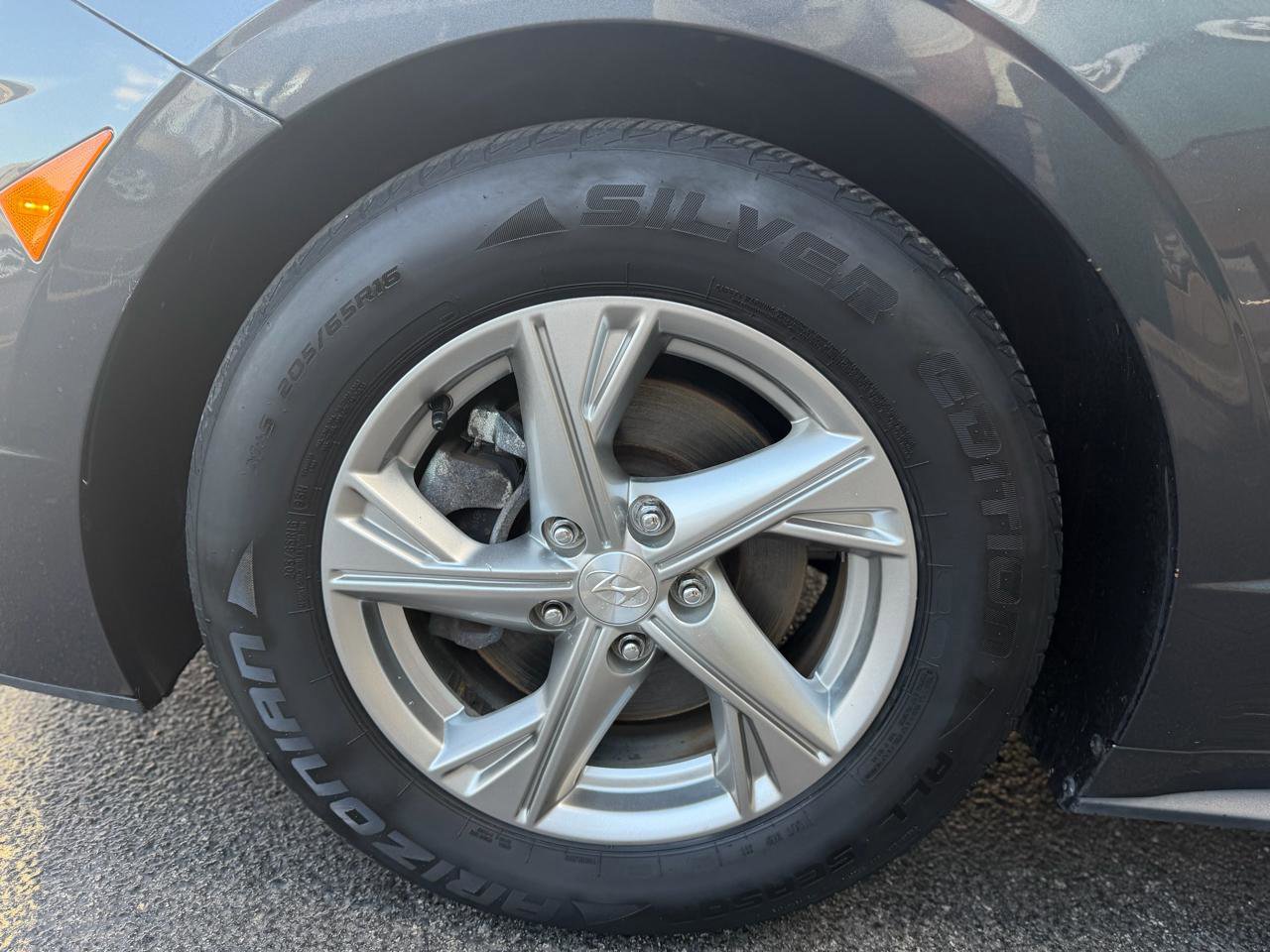 Used 2020 Hyundai Sonata SE w/ Cargo Package FWD image 9