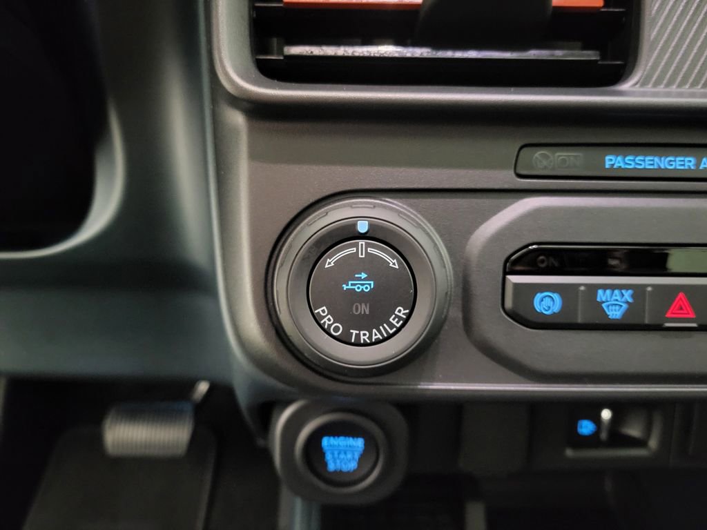 Used 2025 Ford Maverick Lariat w/ 4K Tow Package image 8