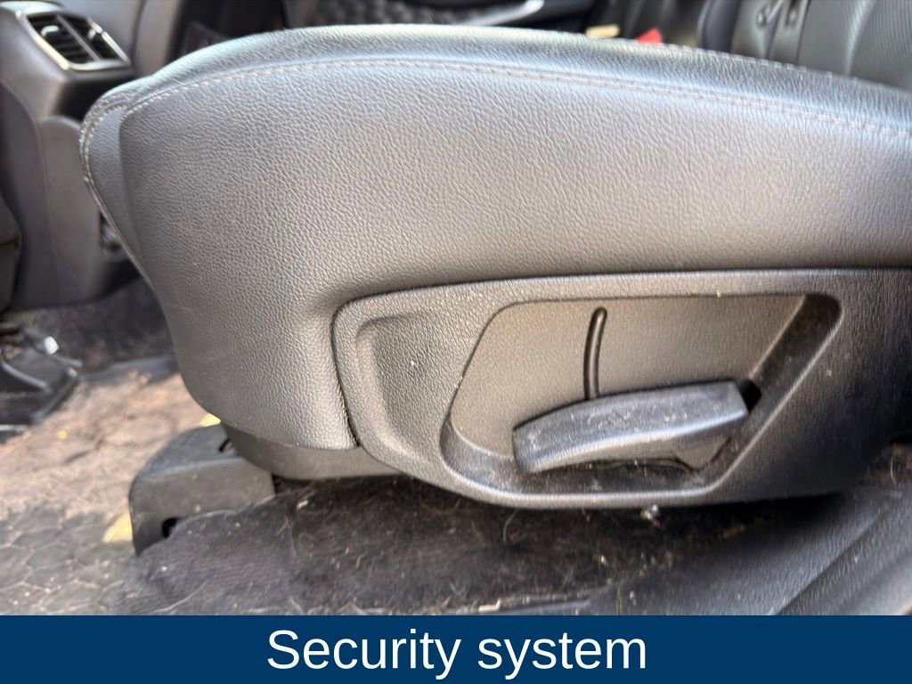 Used 2020 Hyundai Santa Fe Limited image 16