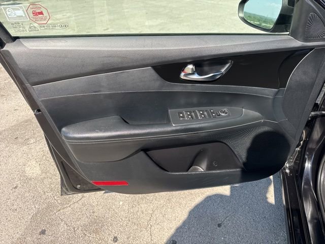 Used 2019 Kia Forte S w/ S Premium Package FWD image 14