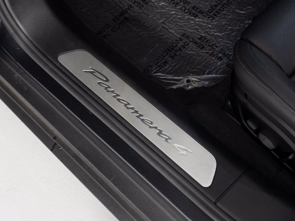 Certified 2026 Porsche Panamera 4 AWD/4WD image 22