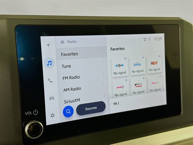 Used 2024 Toyota Tacoma TRD Off-Road image 17