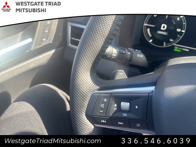 New 2025 Mitsubishi Outlander SEL image 34