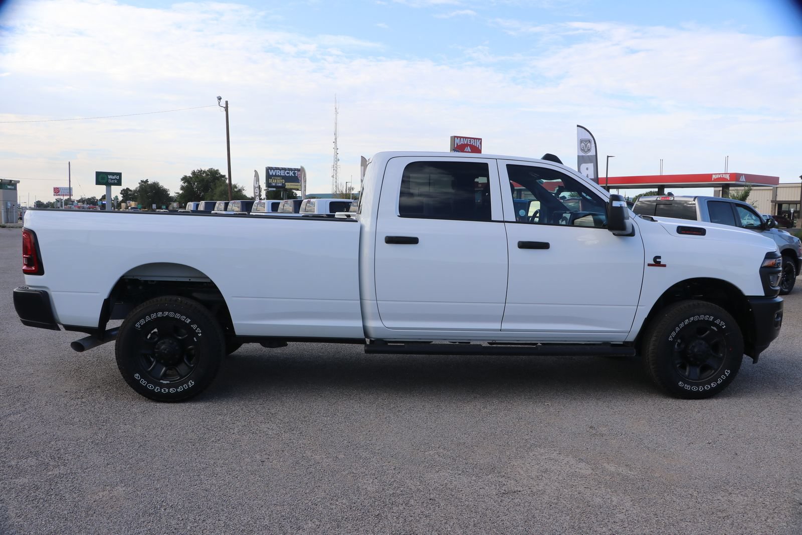 New 2026 RAM 2500 Tradesman AWD/4WD image 8