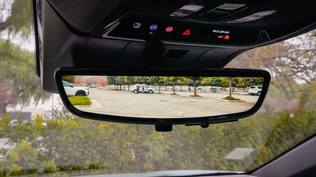 New 2026 Cadillac Optiq Sport 2 image 25