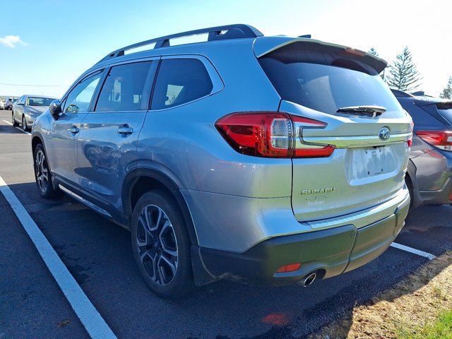 Certified 2023 Subaru Ascent Limited w/ Technology Package AWD/4WD image 4
