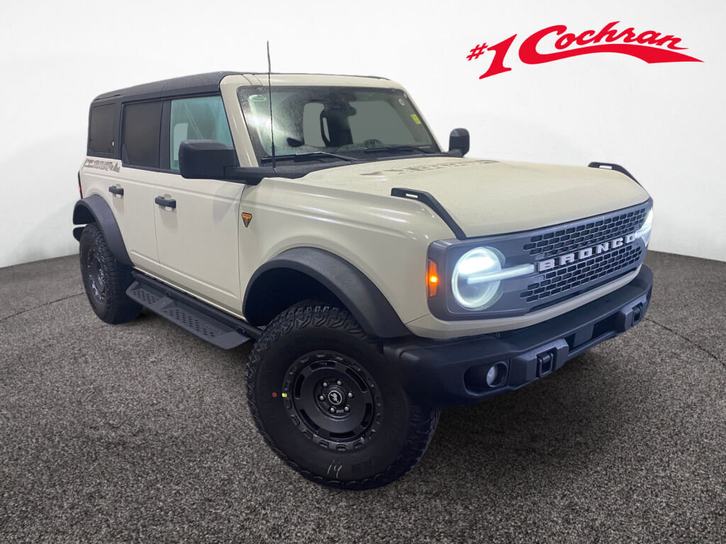 New 2025 Ford Bronco Badlands w/ Sasquatch Package image 1