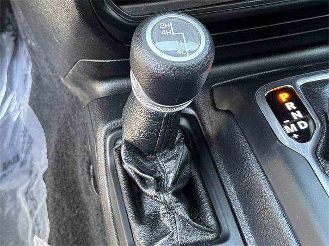 Certified 2020 Jeep Gladiator Sport w/ Quick Order Package 24S image 29