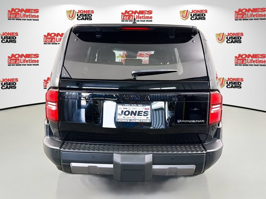 Used 2025 Toyota Land Cruiser w/ Premium Package AWD/4WD image 15