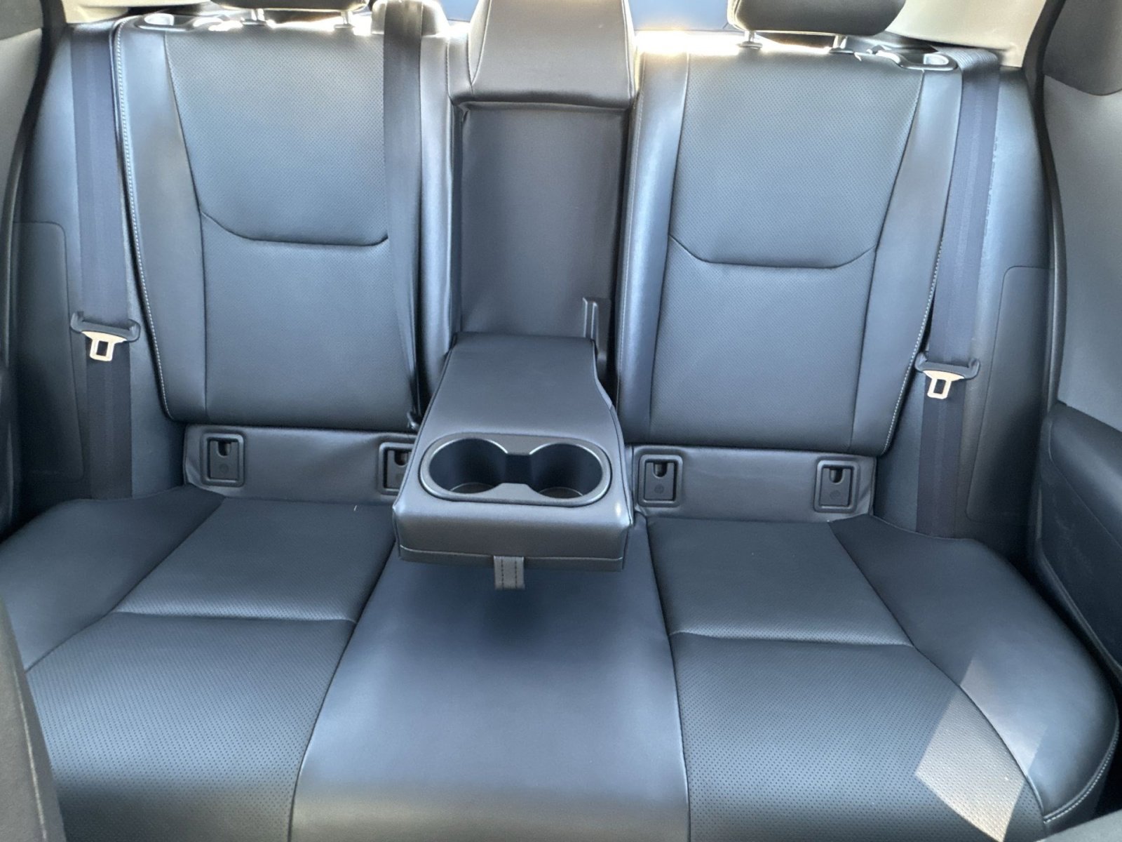 Used 2024 Toyota Prius XLE image 7