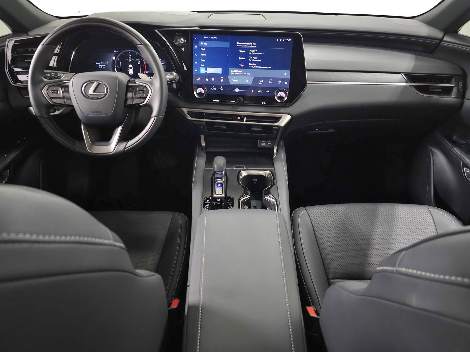 Used 2025 Lexus RX 350 F Sport w/ Accessory Package (Z1) AWD/4WD image 14