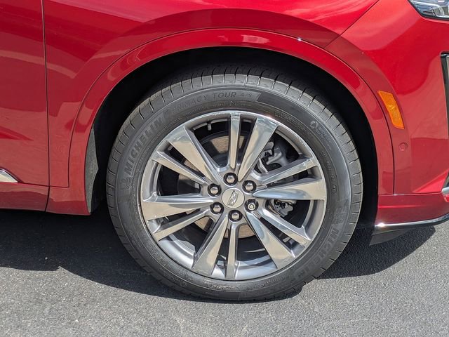 Certified 2025 Cadillac XT6 Premium Luxury image 10