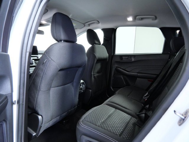 Certified 2023 Ford Escape Active AWD/4WD image 14