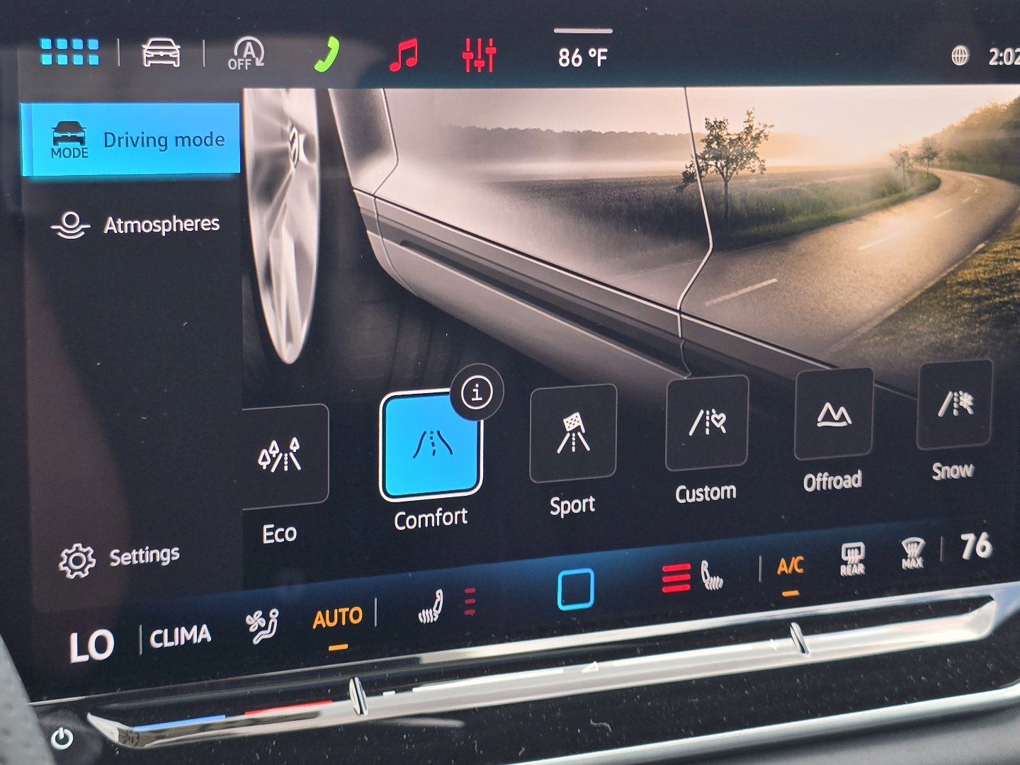 New 2026 Volkswagen Tiguan SE R-Line AWD/4WD image 8