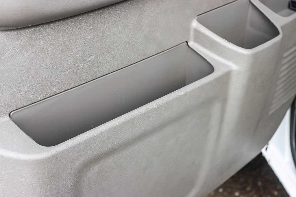 Used 2022 Chevrolet Express 3500 Work Van w/ Driver Convenience Package image 43