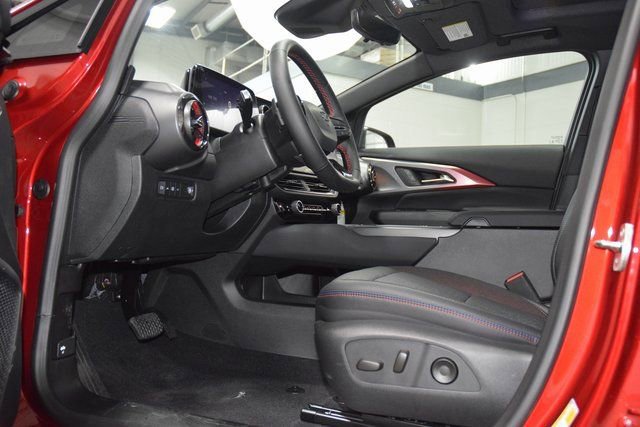 New 2025 Chevrolet Equinox EV RS w/ Convenience Package II image 38