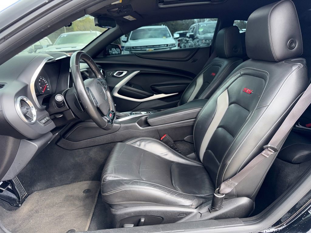 Certified 2016 Chevrolet Camaro SS image 11