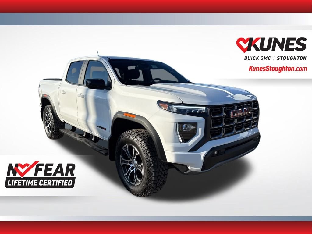 Used 2024 GMC Canyon AT4 image 4