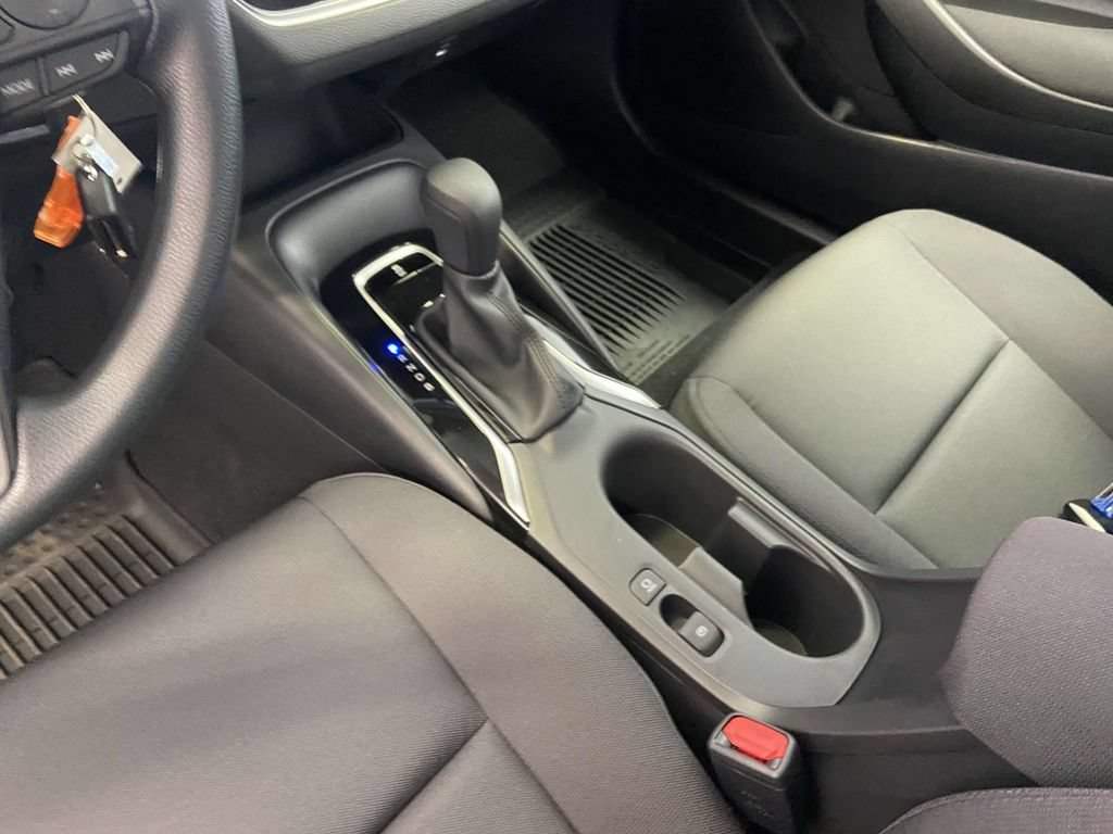 Used 2026 Toyota Corolla LE FWD image 20