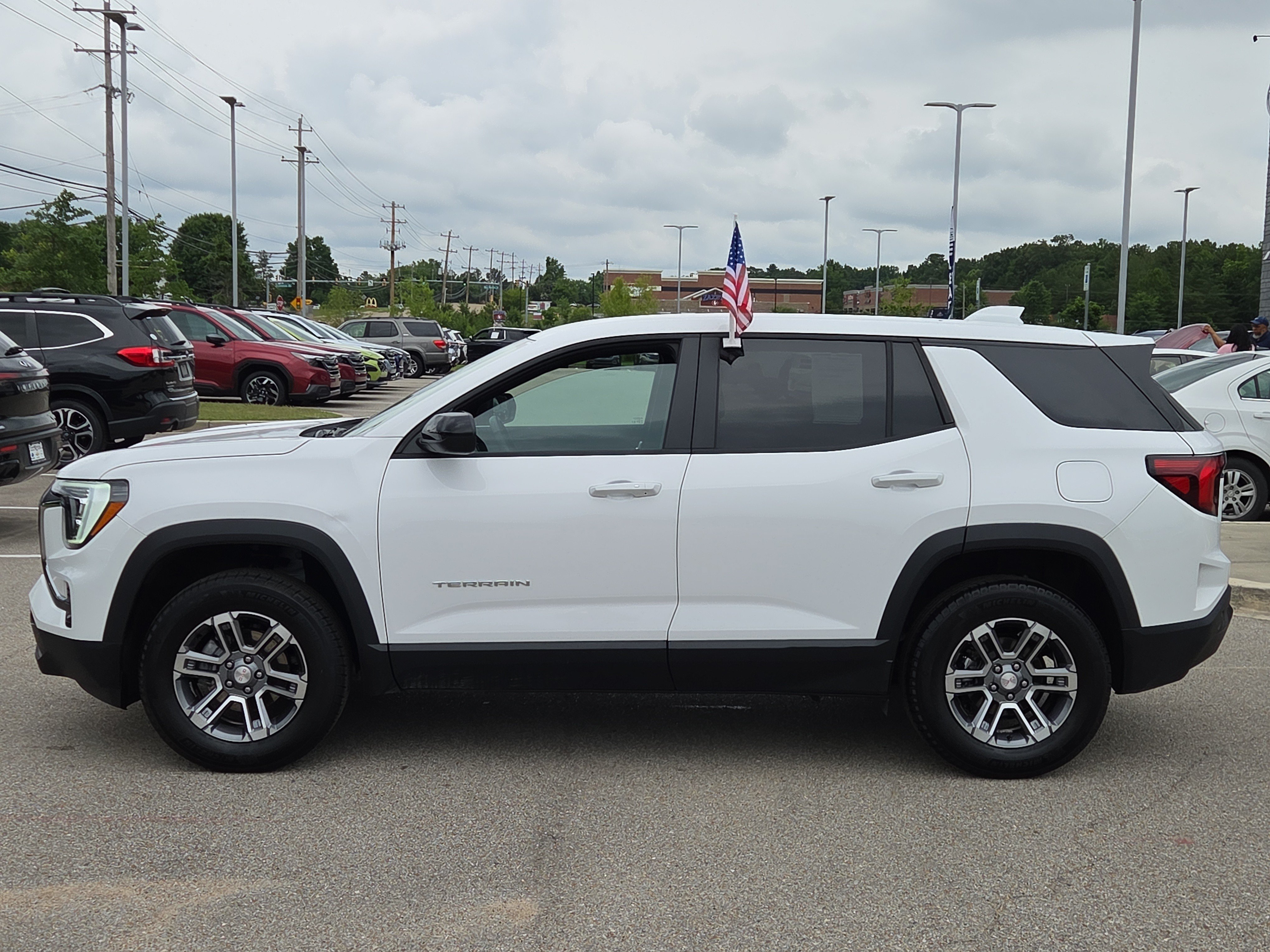 Used 2026 GMC Terrain Elevation FWD image 6