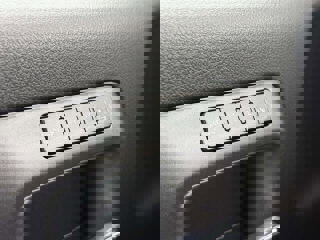 Used 2017 GMC Sierra 1500 SLT w/ SLT Preferred Package image 17