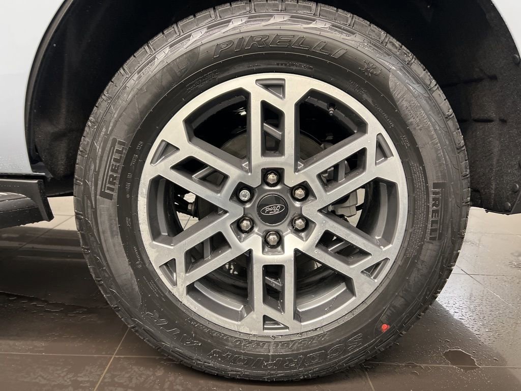 New 2026 Ford Expedition Active image 7