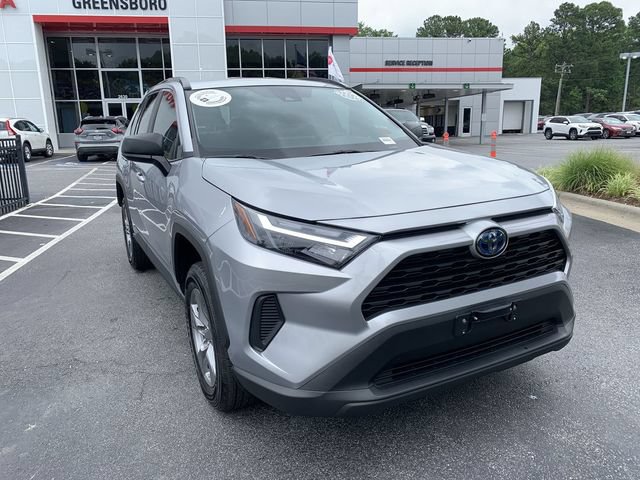 Used 2024 Toyota RAV4 LE AWD/4WD image 2