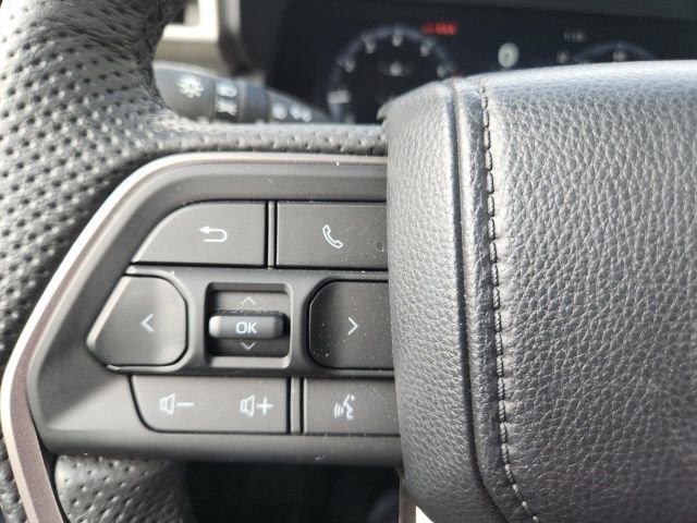 Used 2024 Toyota Tacoma Limited w/ Limited Package (LT) image 27