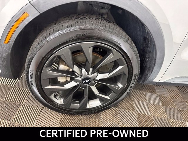 Certified 2023 Kia Sorento SX Prestige AWD/4WD image 52