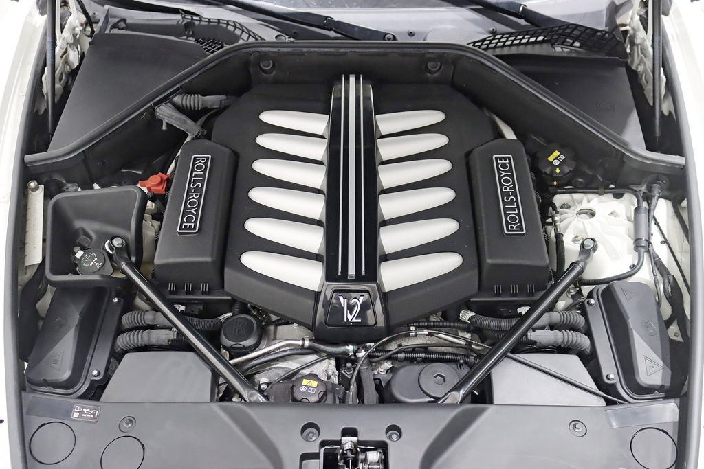 Used 2016 Rolls-Royce Ghost RWD image 44