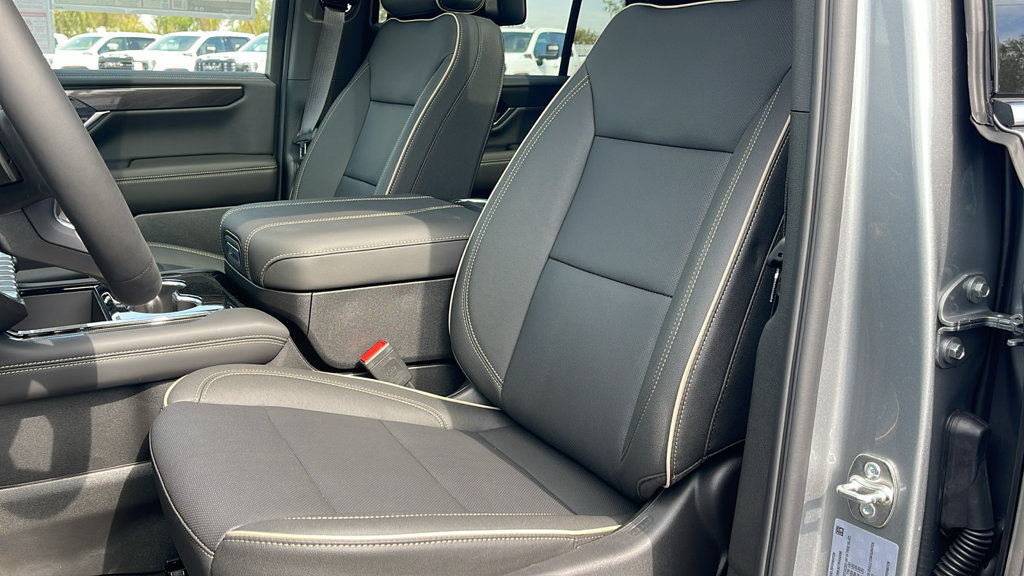 New 2026 GMC Yukon Elevation w/ Elevation Premium Package AWD/4WD image 14