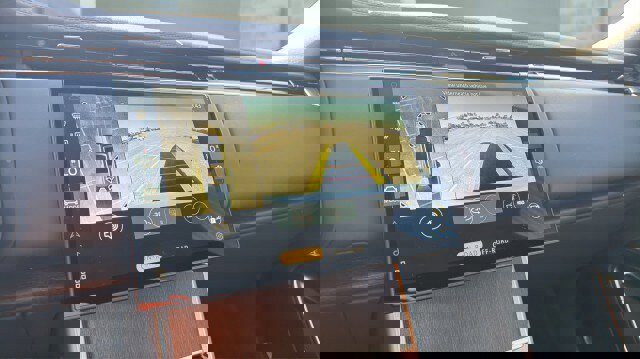 Used 2024 Land Rover Range Rover Long Wheelbase SE image 25