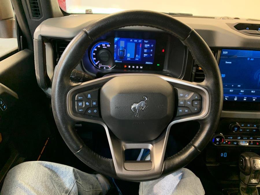 Used 2021 Ford Bronco Badlands image 13