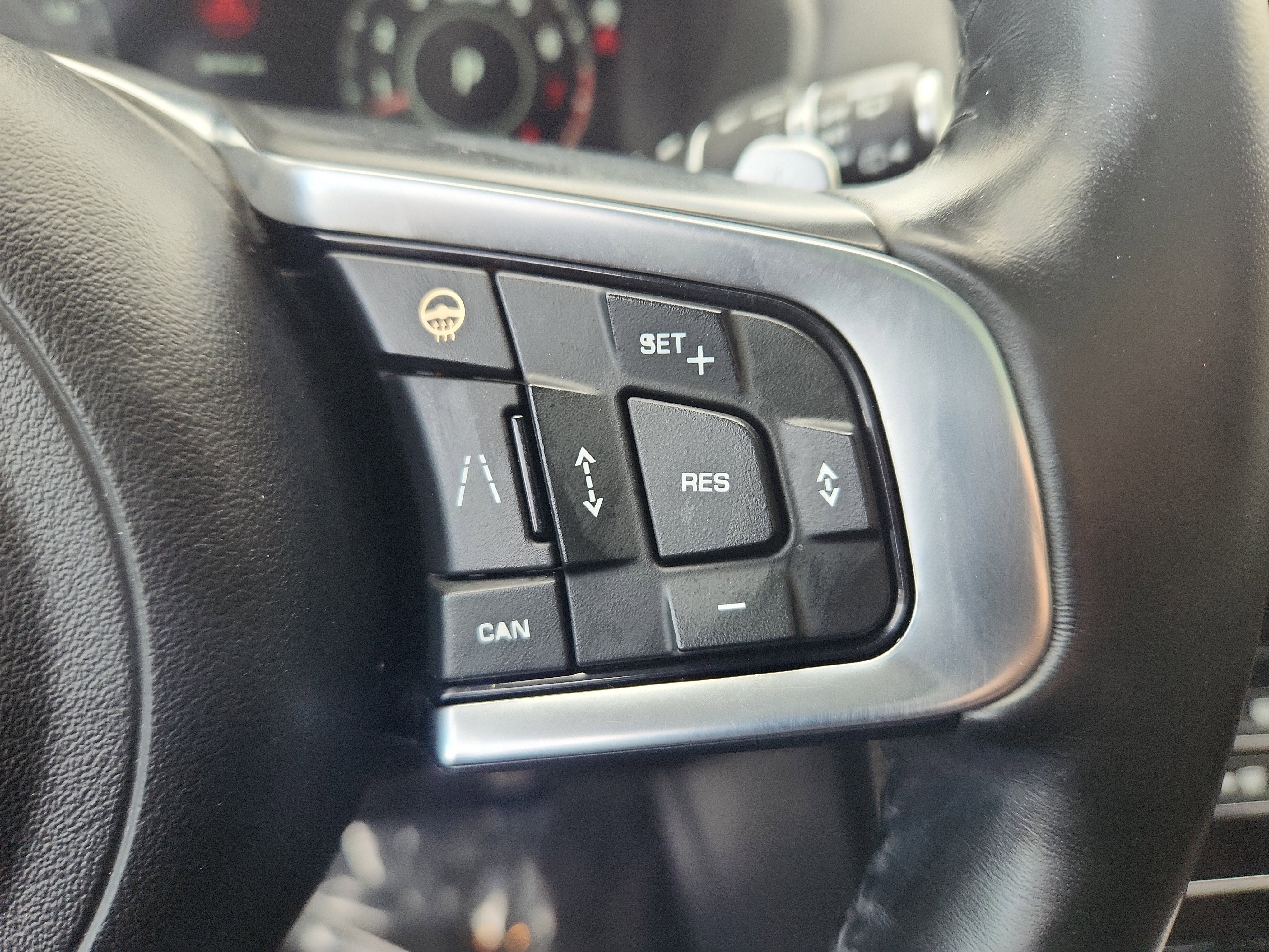 Used 2019 Jaguar F-PACE S image 20