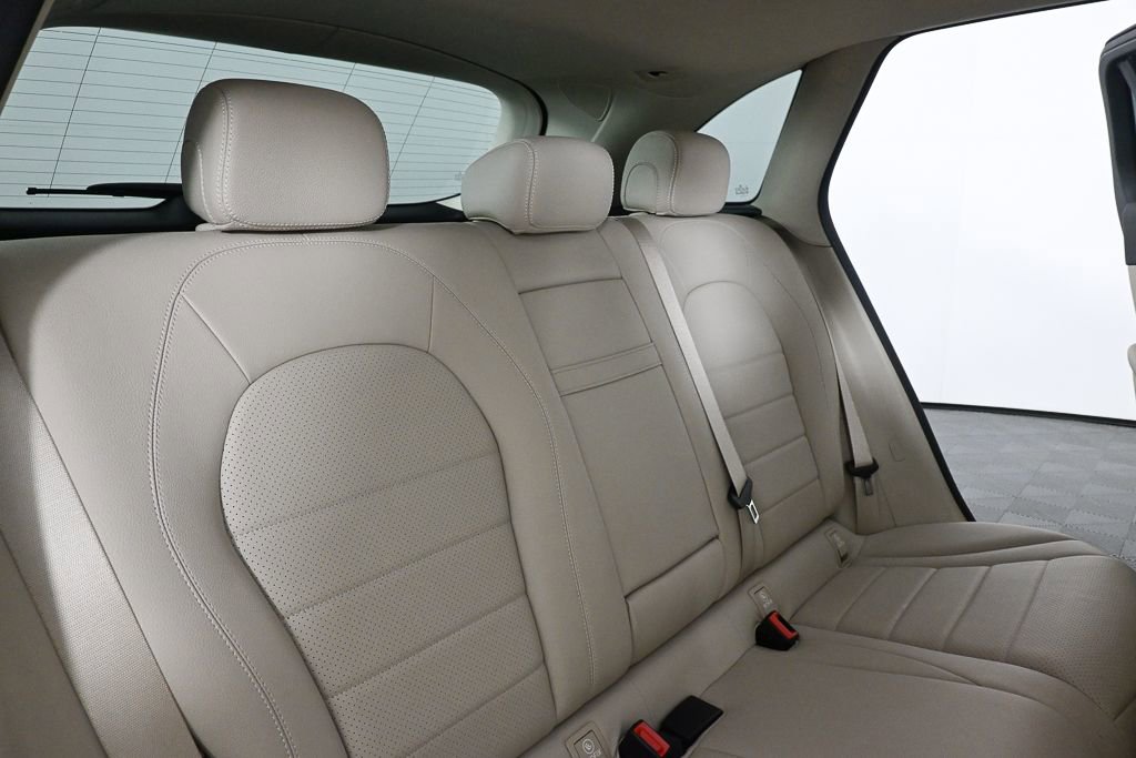 Certified 2022 Mercedes-Benz GLC 300 w/ Premium Package Lite image 21