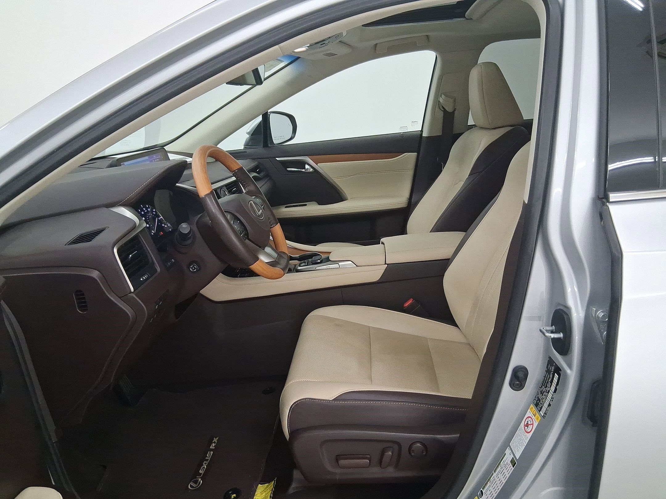 Used 2019 Lexus RX 350 FWD image 5