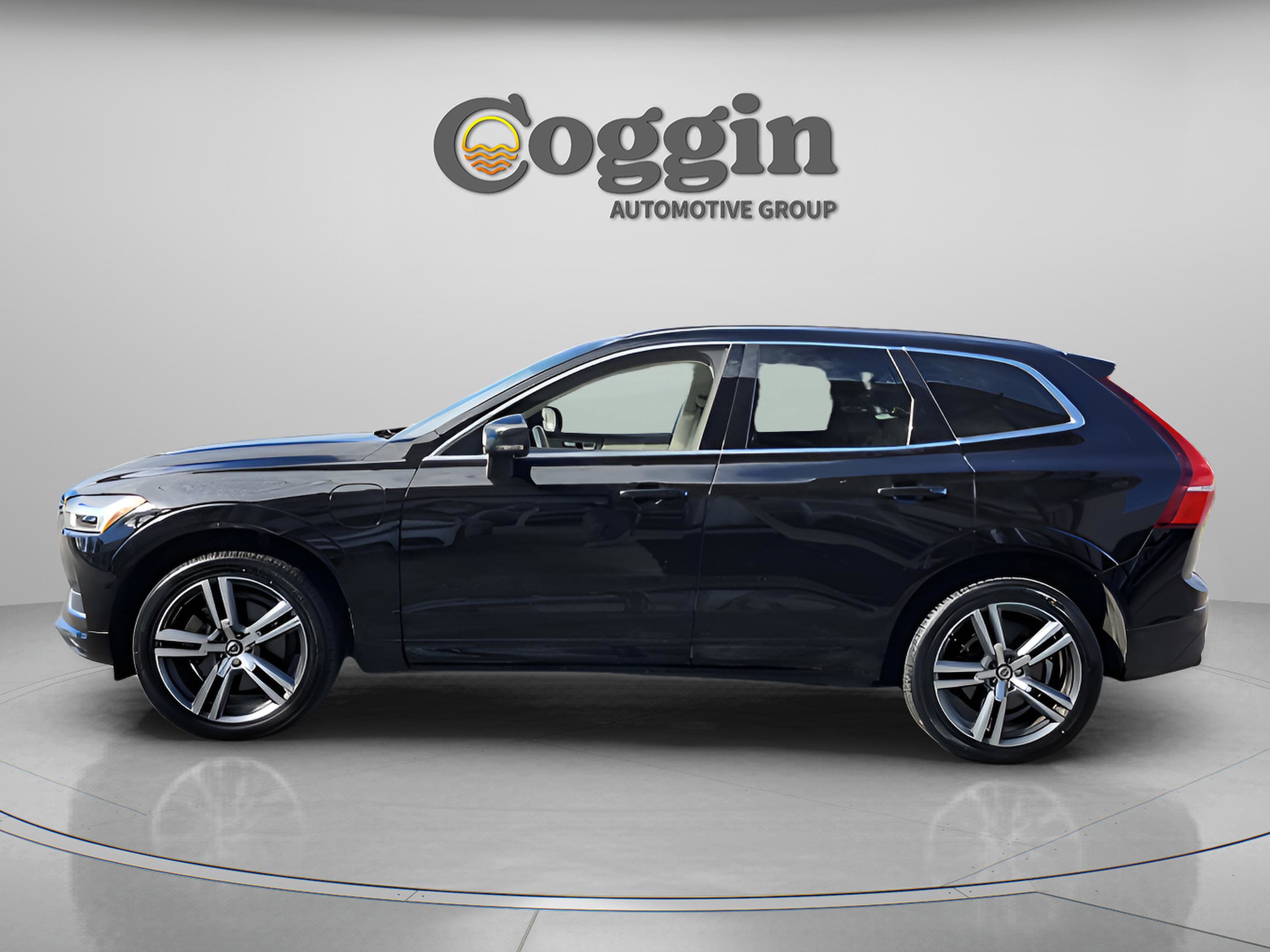 Used 2020 Volvo XC60 T8 Momentum w/ Protection Package Premier image 2