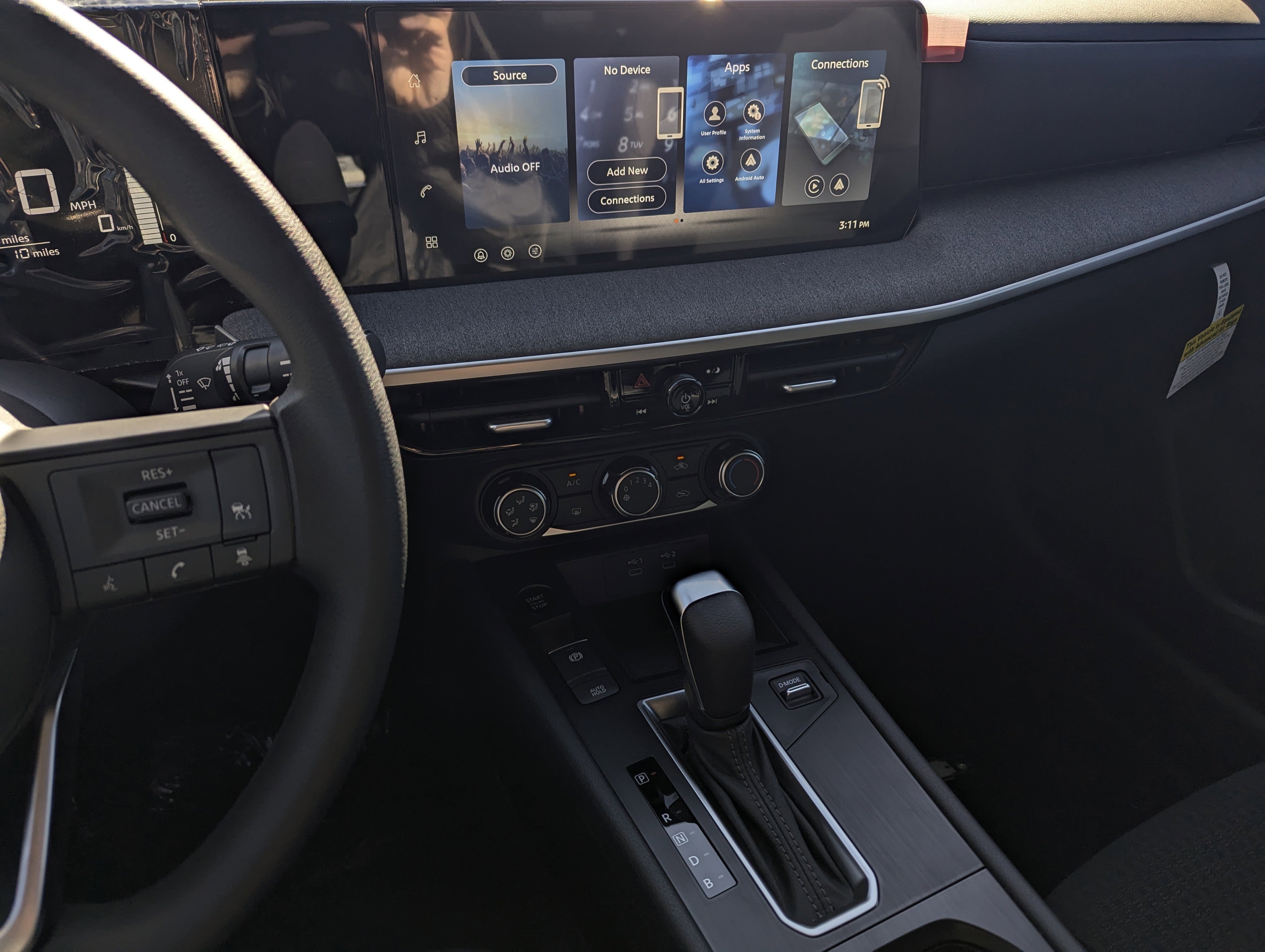 New 2026 Nissan Kicks S image 10