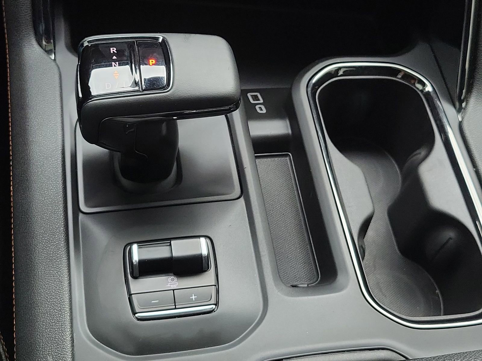 Certified 2024 GMC Sierra 1500 AT4 w/ Technology Package image 16