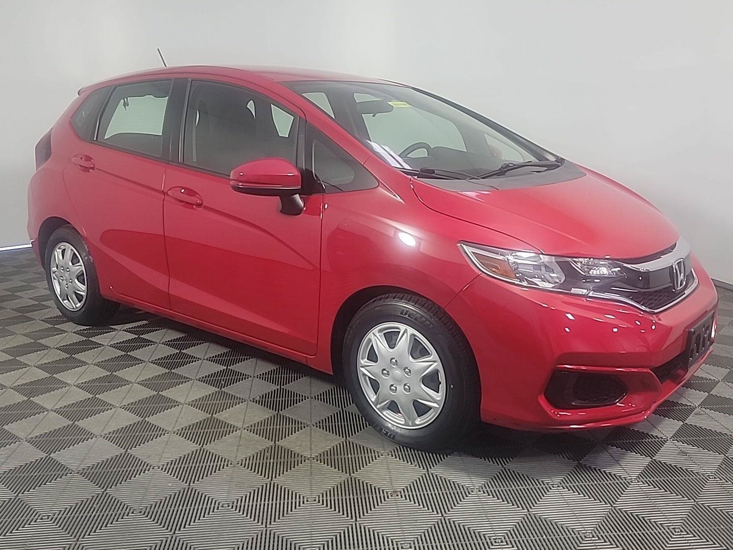 Certified 2018 Honda Fit LX image 1
