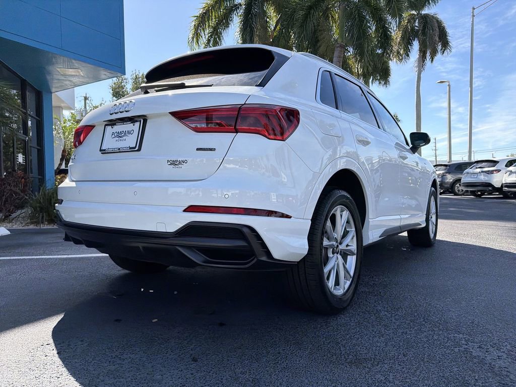 Used 2022 Audi Q3 2.0T Premium w/ Convenience Package image 19