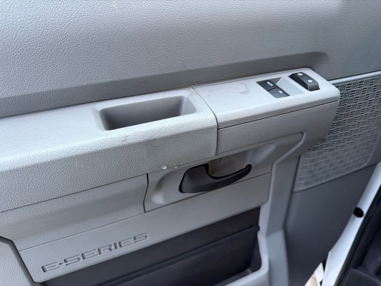 New 2026 Ford E-450 and Econoline 450 Super Duty w/ Power Equipment Group RWD image 29