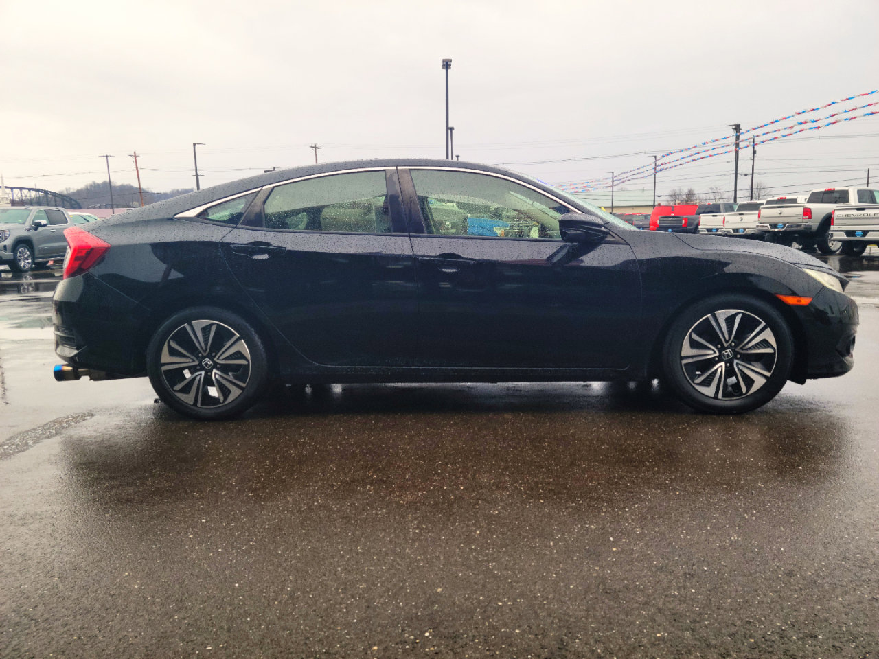 Used 2018 Honda Civic EX-T image 21