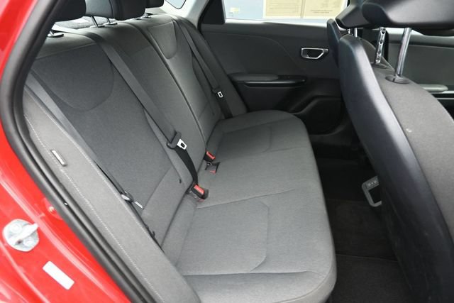 Used 2025 Kia K4 FWD image 29