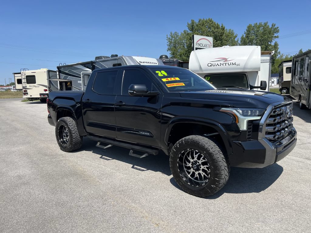 Used 2024 Toyota Tundra Platinum AWD/4WD image 3