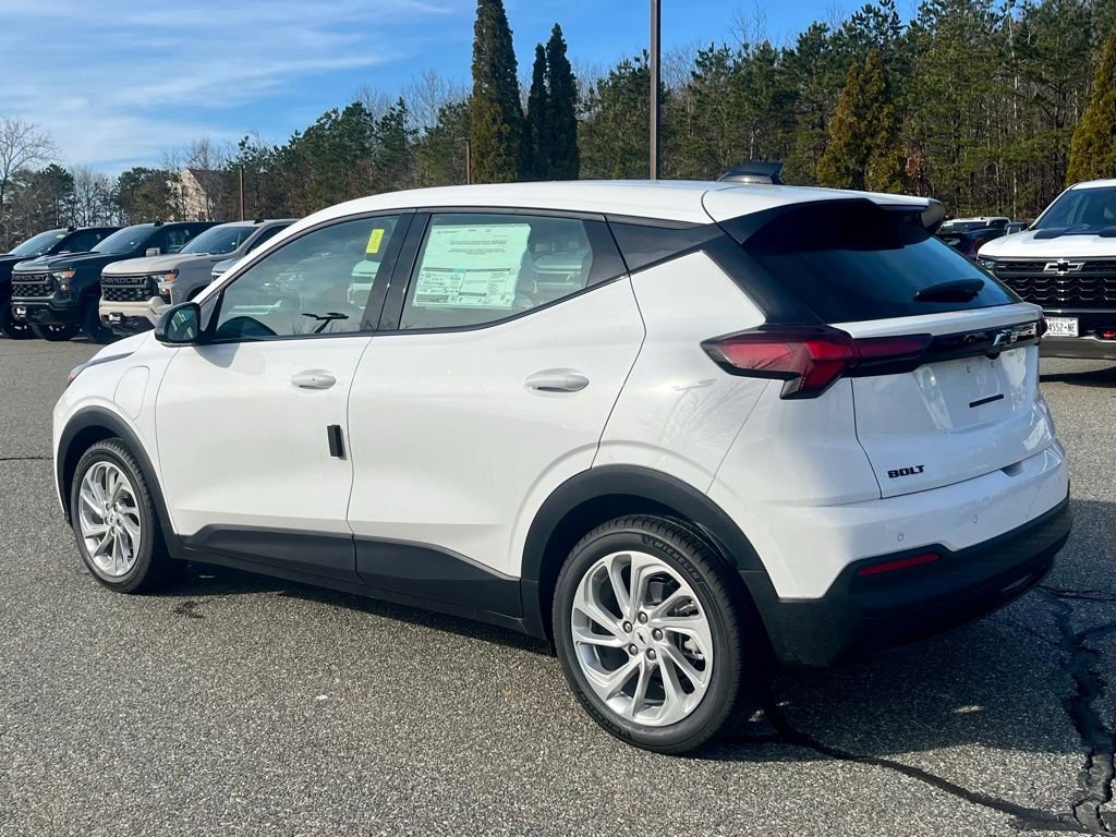 New 2027 Chevrolet Bolt LT w/ Comfort Package image 3
