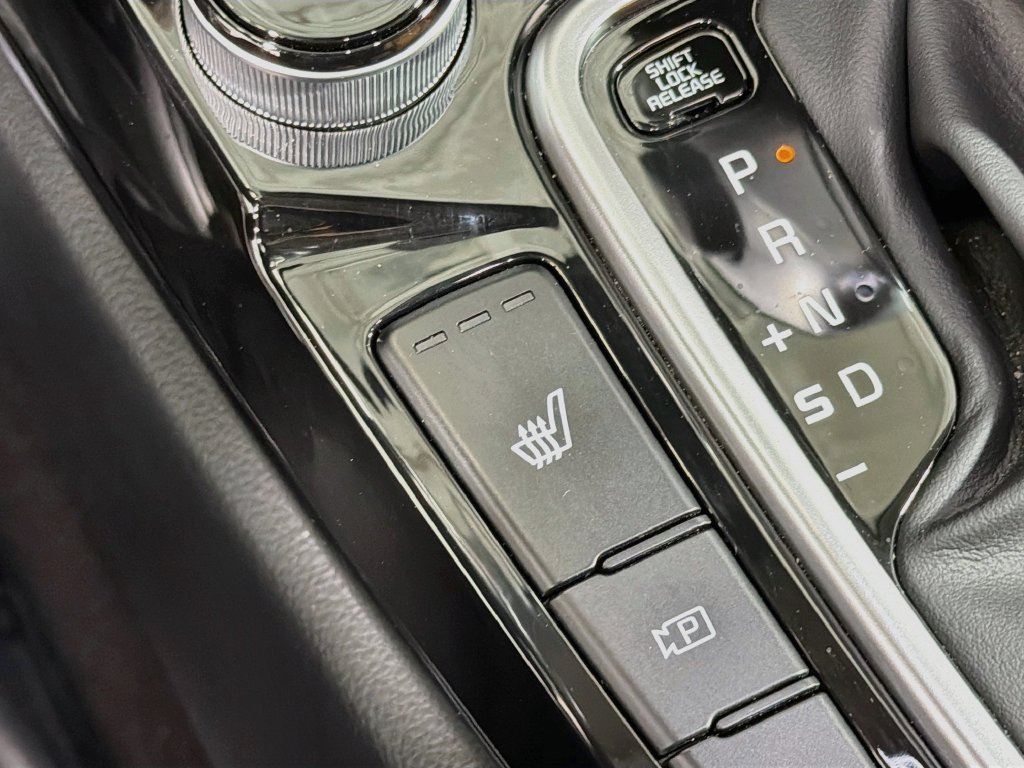 Used 2024 Kia Seltos EX FWD image 21