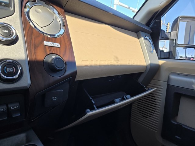 Used 2016 Ford F250 Lariat w/ Lariat Ultimate Package AWD/4WD image 14