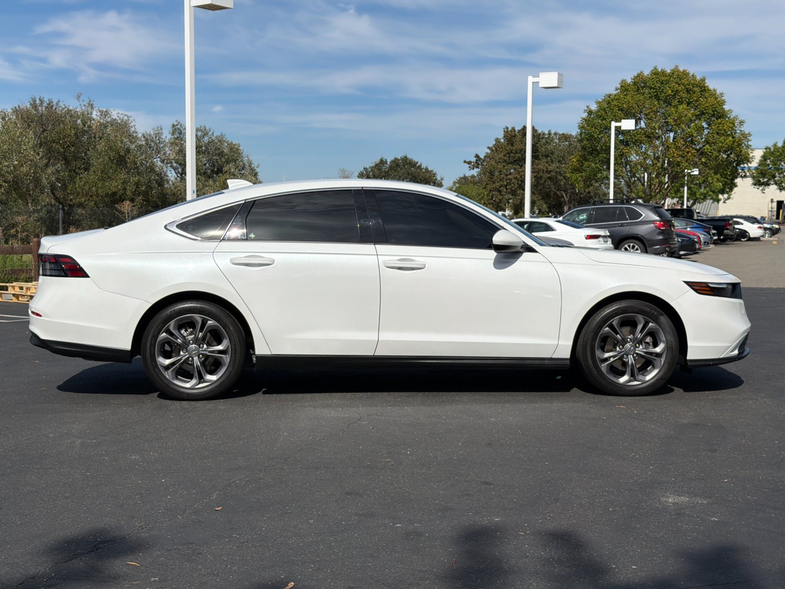 Used 2024 Honda Accord EX image 7