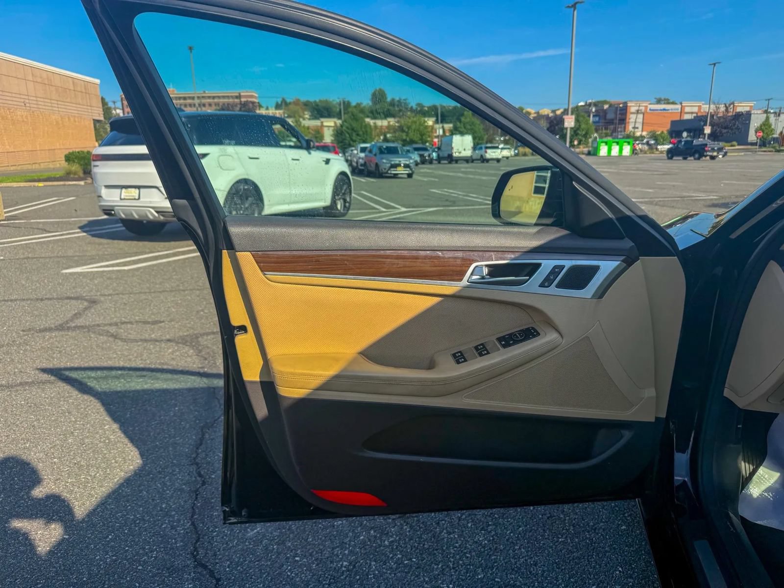 Used 2020 Genesis G80 3.8 RWD image 10